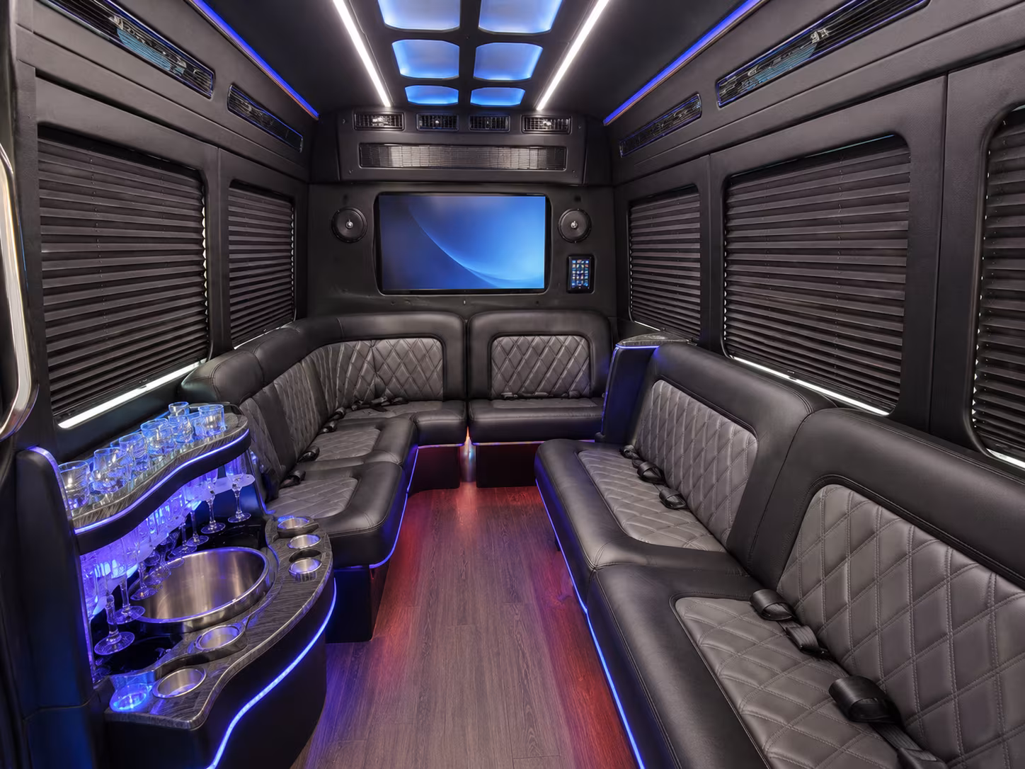 baytown 25 passenger party bus